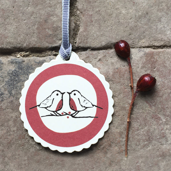 Round tag-Pair of robins