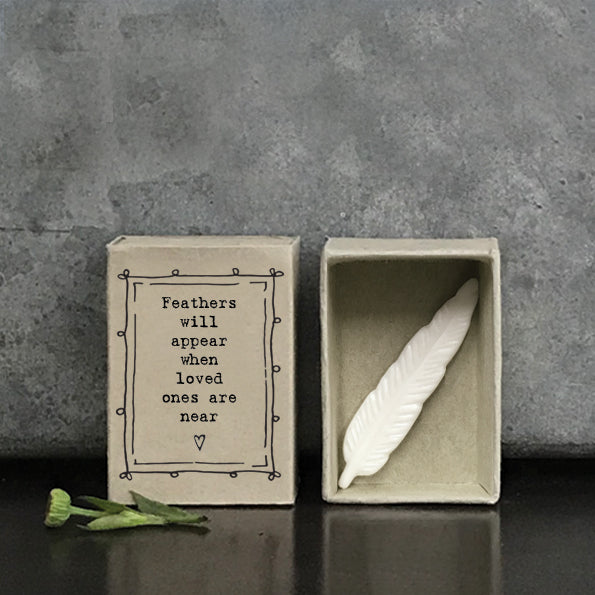 East of India Mini Gift - Feathers appear