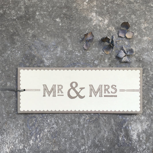 Long tag-Mr & Mrs